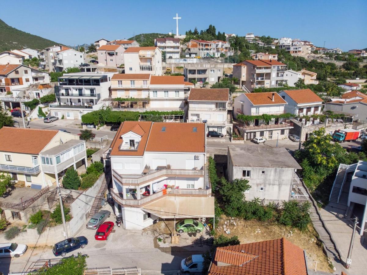 Apartment Familia Neum Exterior foto